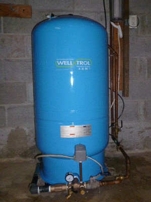 Expert Pressure Tank Service Typical new tank installation with tank tee and controls